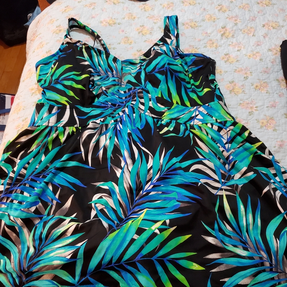 Plus size one piece swim suit